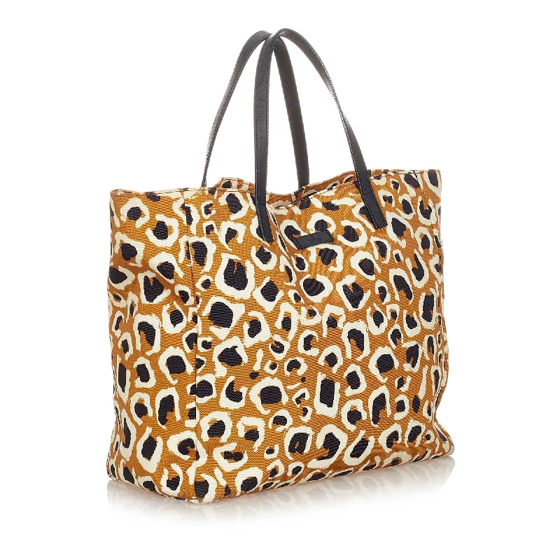 Gucci Leopard Printed Nylon Tote Bag (SHG-37366)