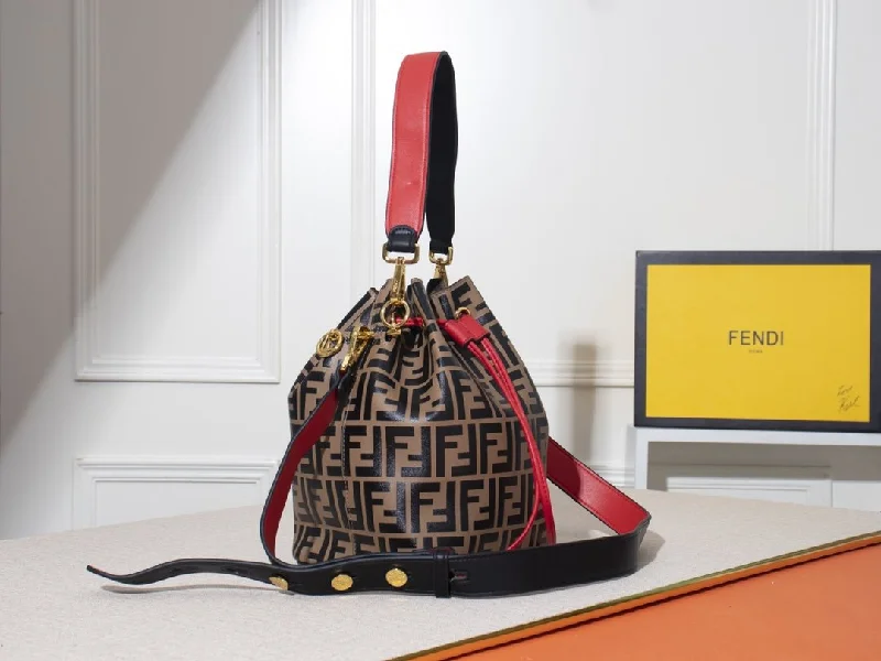 EN   Designer bags by Fendi 038