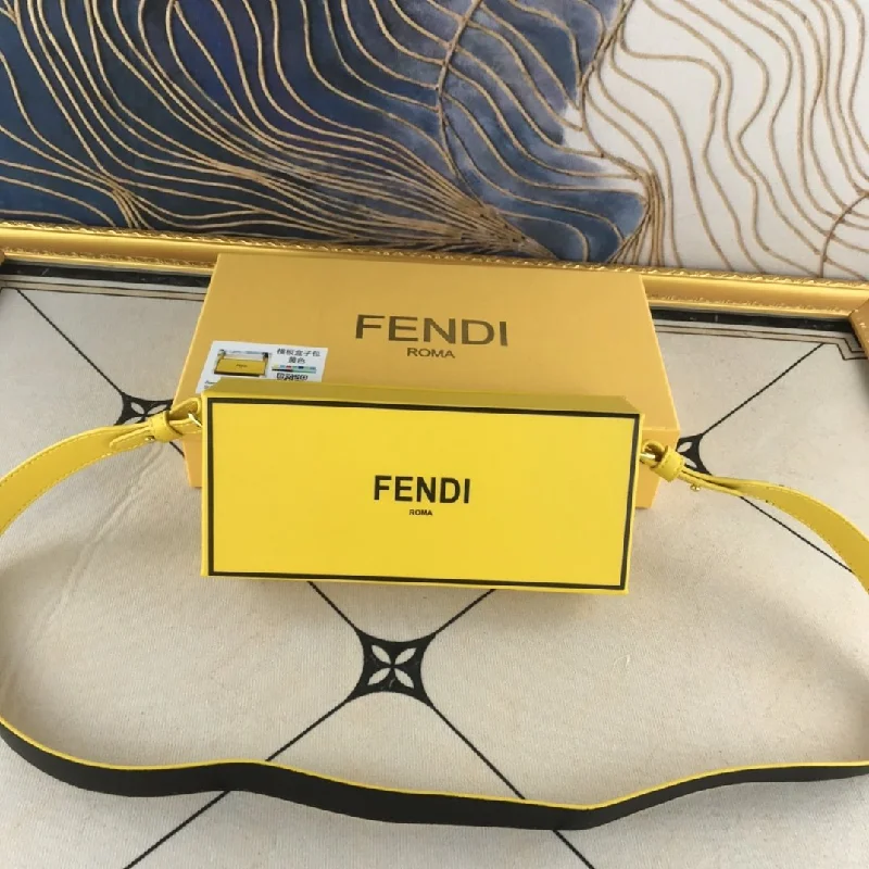 EN   Designer bags by Fendi 051