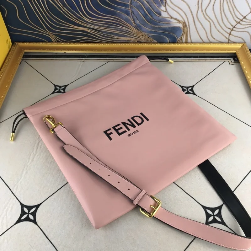 EN   Designer bags by Fendi 044