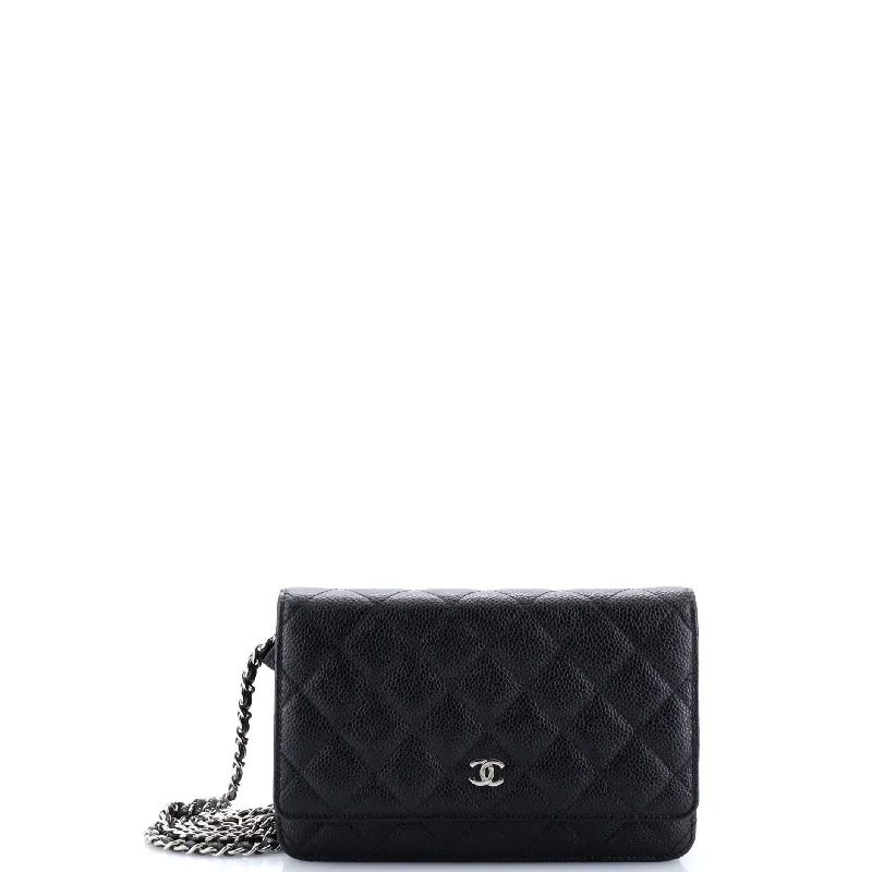 Wallet on Chain Quilted Caviar