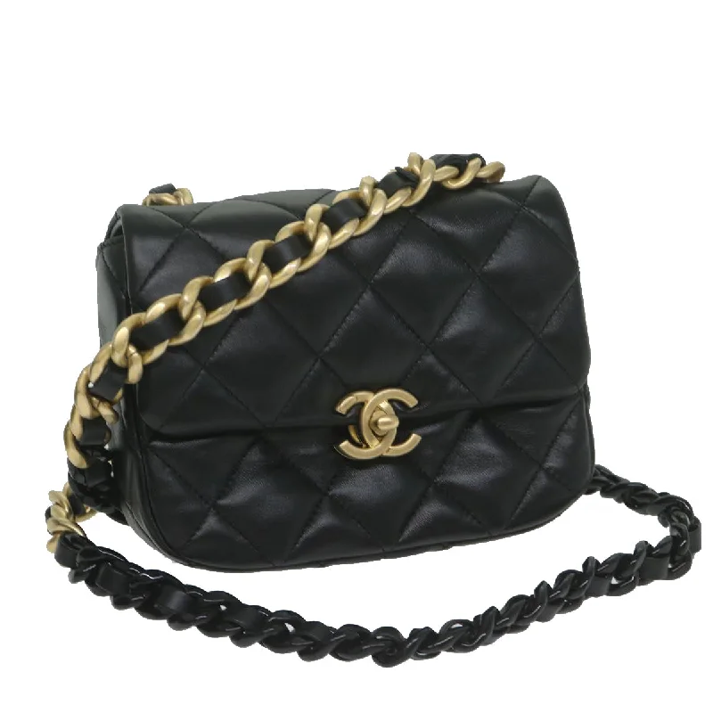 CHANEL Matelasse Turn Lock Chain Shoulder Bag Lamb Skin Black CC  ar11105A