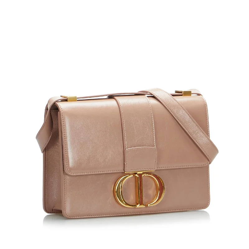 Dior 30 Montaigne Flap Bag (YPUSH8)